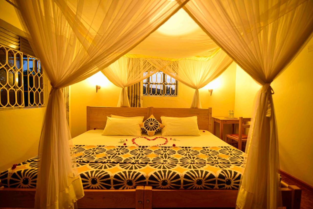 Cycad Entebbe Guest House Εξωτερικό φωτογραφία